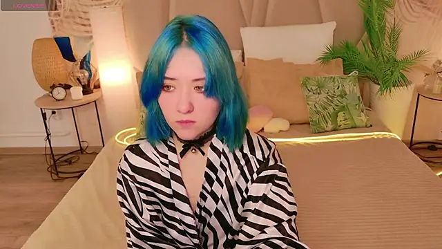 Ketrin Jones online show from April 25, 7:11 am