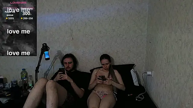 Snapshot of cjhouse96 chatting on September 14, 12:16 pm cjhouse96 online show from September 14, 12:16 pm