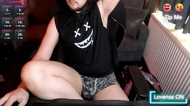 cjhouse96 online show from October 23, 11:42 am