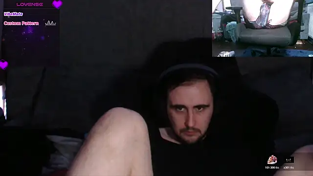 cjhouse96 online show from November 12, 3:54 am