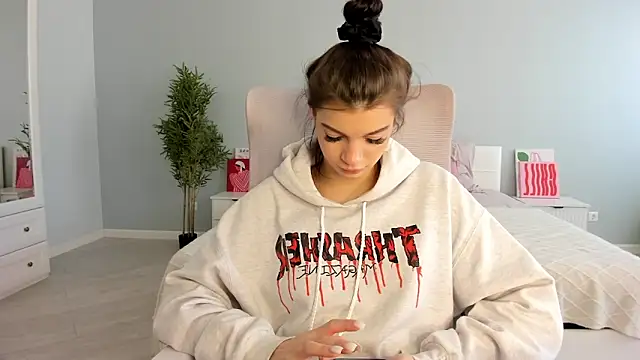 ghostrider0022 online show from September 20, 8:30 am