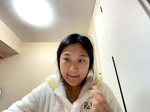 Snapshot of xena0501 chatting on November 12, 1:59 pm xena0501 online show from November 12, 1:59 pm