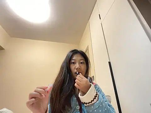 Snapshot of xena0501 chatting on November 27, 6:41 pm xena0501 online show from November 27, 6:41 pm