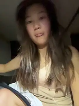 Snapshot of xena0501 chatting on February 8, 10:40 pm xena0501 online show from February 8, 10:40 pm