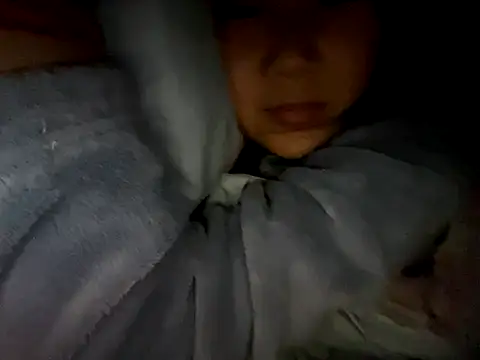 Snapshot of xena0501 chatting on November 1, 6:46 pm xena0501 online show from November 1, 6:46 pm