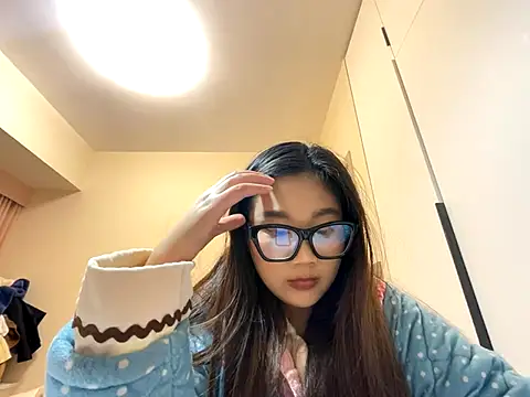 Snapshot of xena0501 chatting on November 29, 3:23 pm xena0501 online show from November 29, 3:23 pm