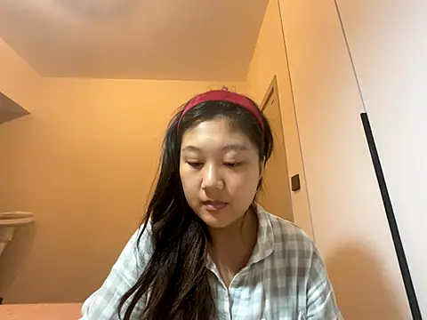 Snapshot of xena0501 chatting on October 16, 4:15 pm xena0501 online show from October 16, 4:15 pm