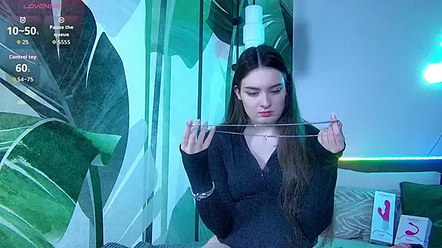 Snapshot of _Shy_Jenny_ chatting on September 21, 1:00 am Shy Jenny online show from September 21, 1:00 am