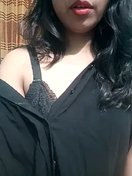 Snapshot of Black_Moon15 chatting on May 10, 10:33 pm Black Moon15 online show from May 10, 10:33 pm
