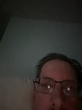 Snapshot of JJG327 chatting on February 10, 5:17 am JJG327 online show from February 10, 5:17 am