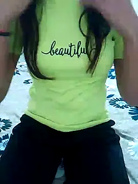 Snapshot of laleela1 chatting on October 5, 11:45 am laleela1 online show from October 5, 11:45 am