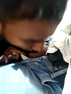 Snapshot of purush_moh chatting on October 8, 10:28 am purush moh online show from October 8, 10:28 am