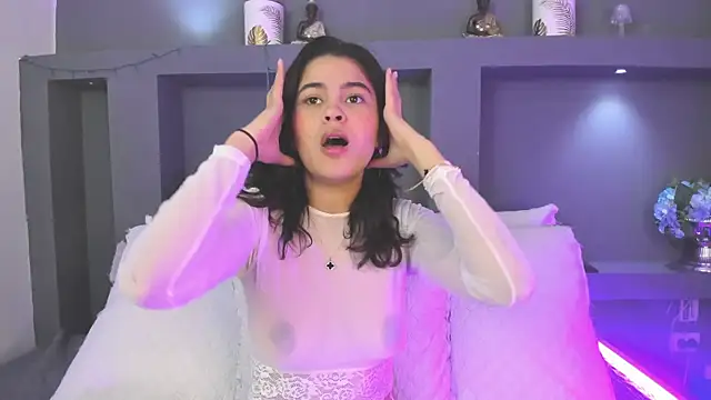 MaiaaCandy online show from October 1, 3:33 am