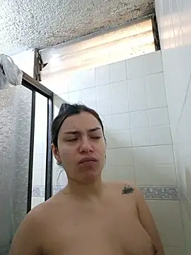 AmaiaSalvatore online show from April 17, 10:12 pm