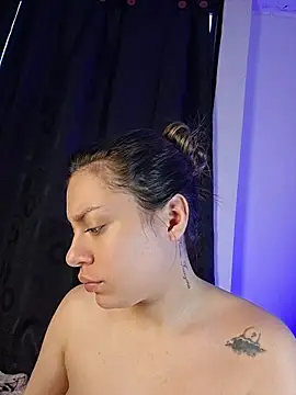 Snapshot of AmaiaSalvatore chatting on February 6, 10:39 pm AmaiaSalvatore online show from February 6, 10:39 pm