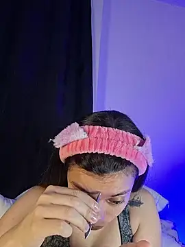 Snapshot of AmaiaSalvatore chatting on January 8, 10:38 pm AmaiaSalvatore online show from January 8, 10:38 pm