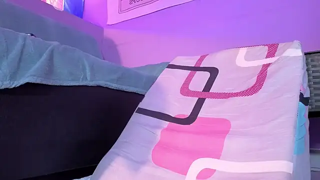 Snapshot of Gaia_Gatex chatting on October 8, 12:39 pm Gaia Gatex online show from October 8, 12:39 pm