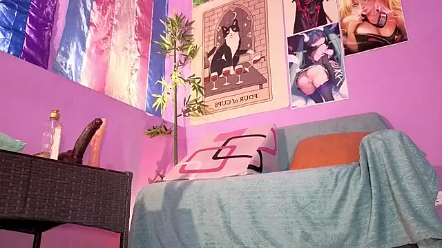 Snapshot of Gaia_Gatex chatting on October 21, 1:21 pm Gaia Gatex online show from October 21, 1:21 pm