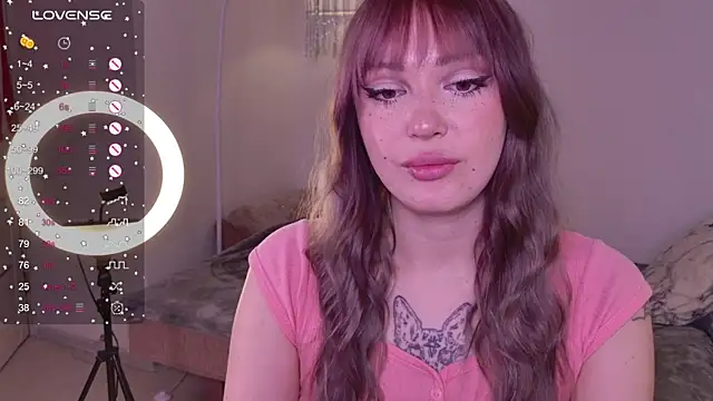 Snapshot of LeksaCandy chatting on January 5, 5:27 pm LeksaCandy online show from January 5, 5:27 pm