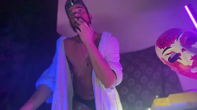 DjDiCKmannOnE online show from May 31, 8:53 pm