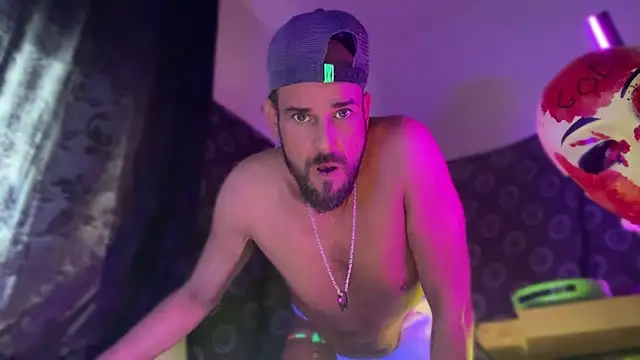DjDiCKmannOnE online show from May 15, 4:16 pm