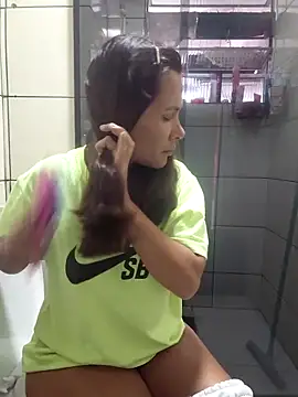 dyjaA online show from December 17, 3:17 pm