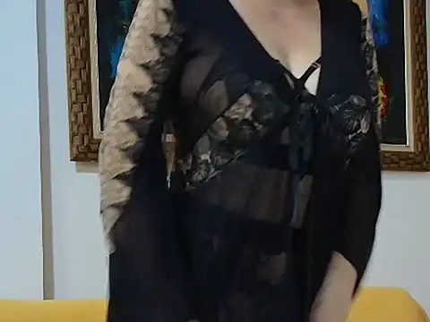 Laurenflex online show from November 8, 8:01 pm