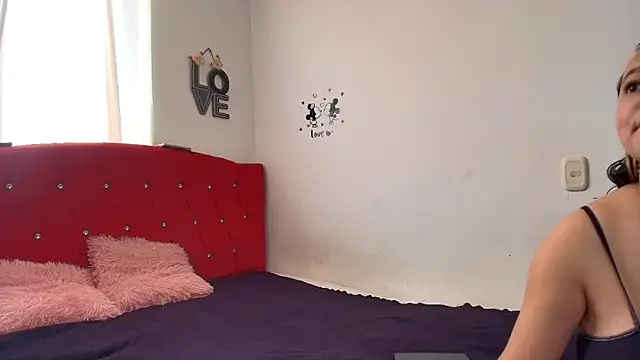 Husbands Horny online show from February 6, 1:29 pm