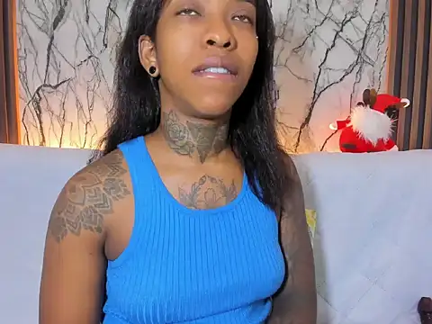 Pauline Fox online show from December 15, 1:22 am