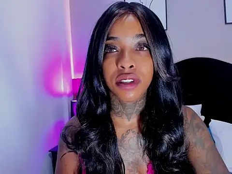 Pauline Fox online show from March 8, 3:15 pm