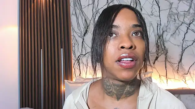 Pauline Fox online show from February 25, 12:33 am