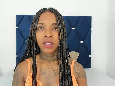 Pauline Fox online show from October 16, 1:14 am