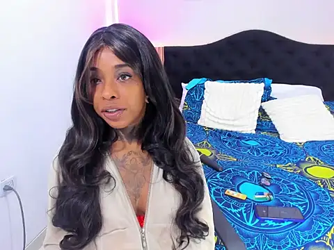 Pauline Fox online show from March 7, 3:13 am