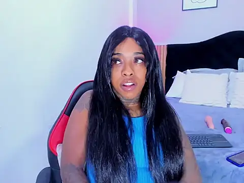 Pauline Fox online show from March 2, 2:23 am