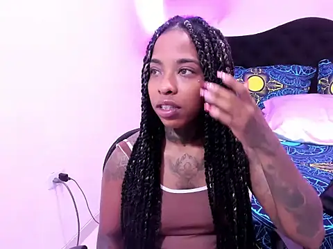 Pauline Fox online show from April 29, 2:49 am