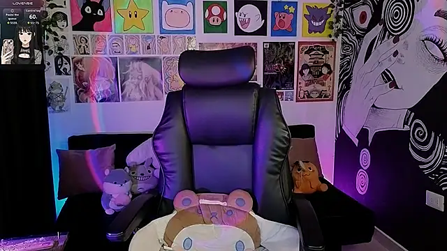 Yuhwan  online show from February 11, 10:53 pm