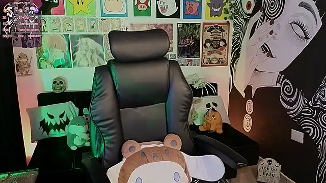 Yuhwan  online show from October 27, 11:05 pm