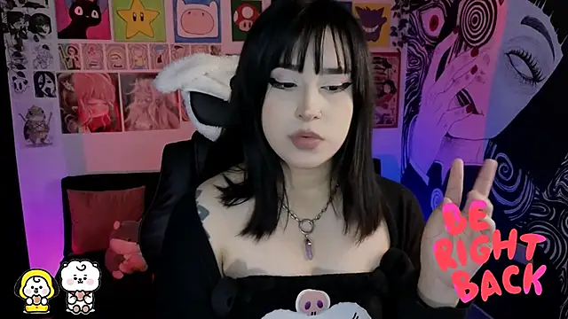 Yuhwan  online show from February 19, 11:23 pm