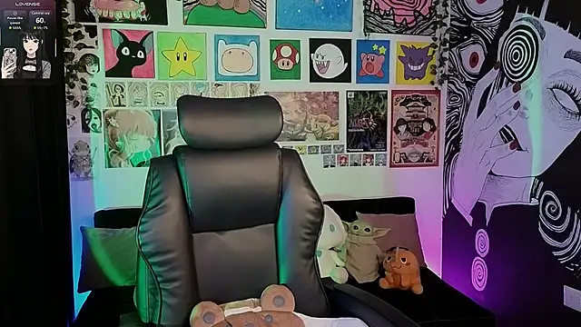 Yuhwan  online show from February 8, 2:20 am