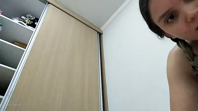 Snapshot of isabelly08ty chatting on October 23, 3:05 am isabelly08ty online show from October 23, 3:05 am