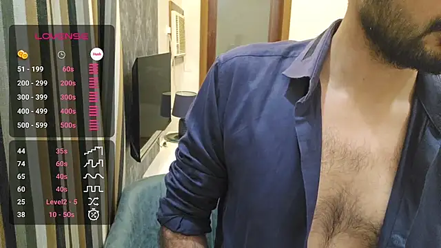 Snapshot of mlove902 chatting on September 13, 7:03 pm mlove902 online show from September 13, 7:03 pm