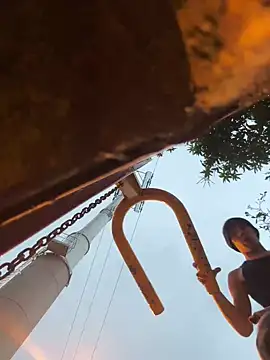 santiago cutex online show from February 17, 11:13 pm