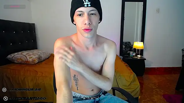 Snapshot of santiago_cutex chatting on September 25, 10:32 am santiago cutex online show from September 25, 10:32 am