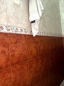 Snapshot of santiago_cutex chatting on November 9, 2:26 am santiago cutex online show from November 9, 2:26 am