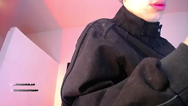 Snapshot of santiago_cutex chatting on October 29, 1:21 pm santiago cutex online show from October 29, 1:21 pm