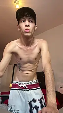 Snapshot of santiago_cutex chatting on November 17, 4:49 am santiago cutex online show from November 17, 4:49 am