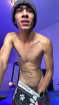 Snapshot of santiago_cutex chatting on December 3, 8:03 am santiago cutex online show from December 3, 8:03 am