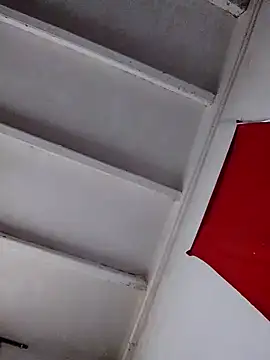 Themaskedgirl21 online show from January 17, 11:47 am