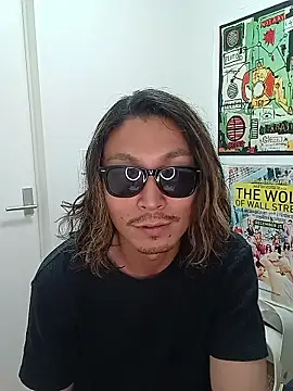 specialz0831 online show from November 2, 9:36 am