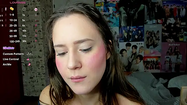 LucyRose3 online show from September 29, 4:52 am